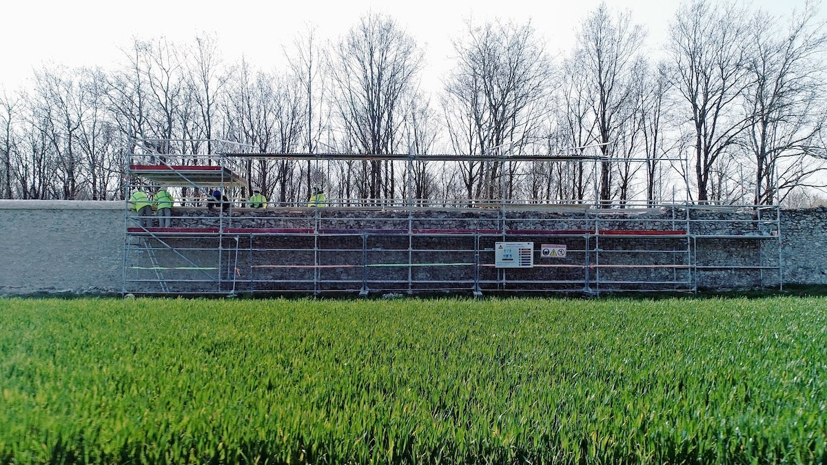 Restauration du mur d'enceinte du Domaine de Chambord